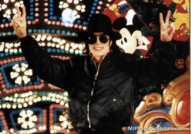 07379_how_could_someone_not_to_love_him_he_was_an_adorable_big_boy_QUEEN_GINA_michael_jackson_15266685_640_448_122_65lo.jpg