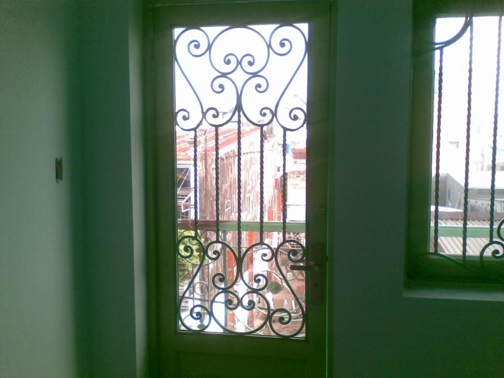 Bông bảo vệ cửa sổ - lang can - cầu thang - cửa cổng sắt nghệ thuật THÀNH LINH - 13