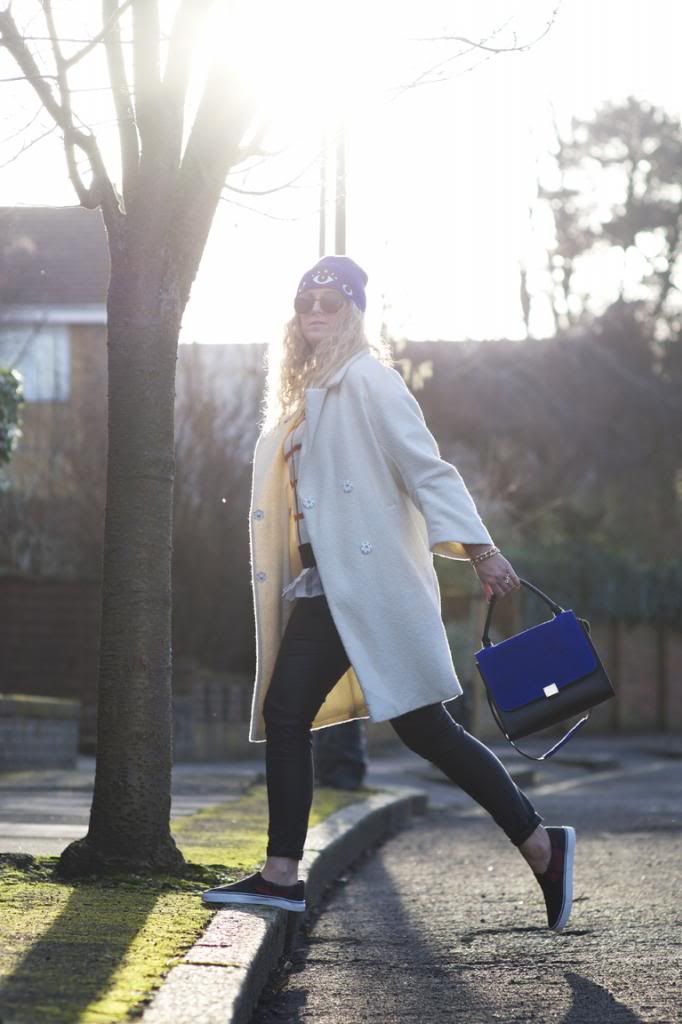  photo whitewintercoatstreetstyle_zps21a4ca33.jpg