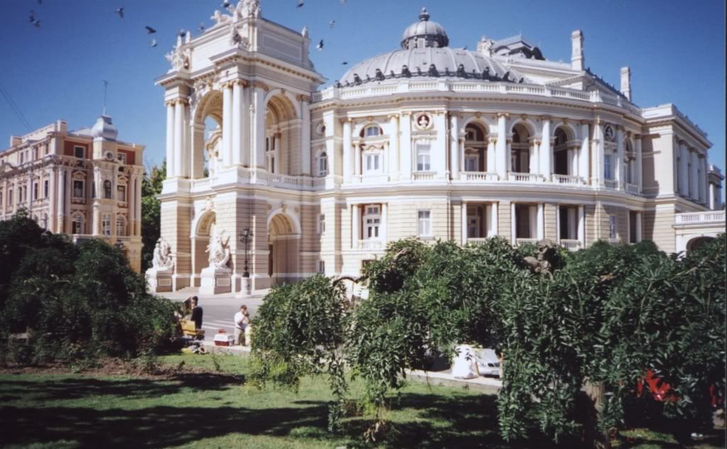 1Odessa_Opera_House.jpg