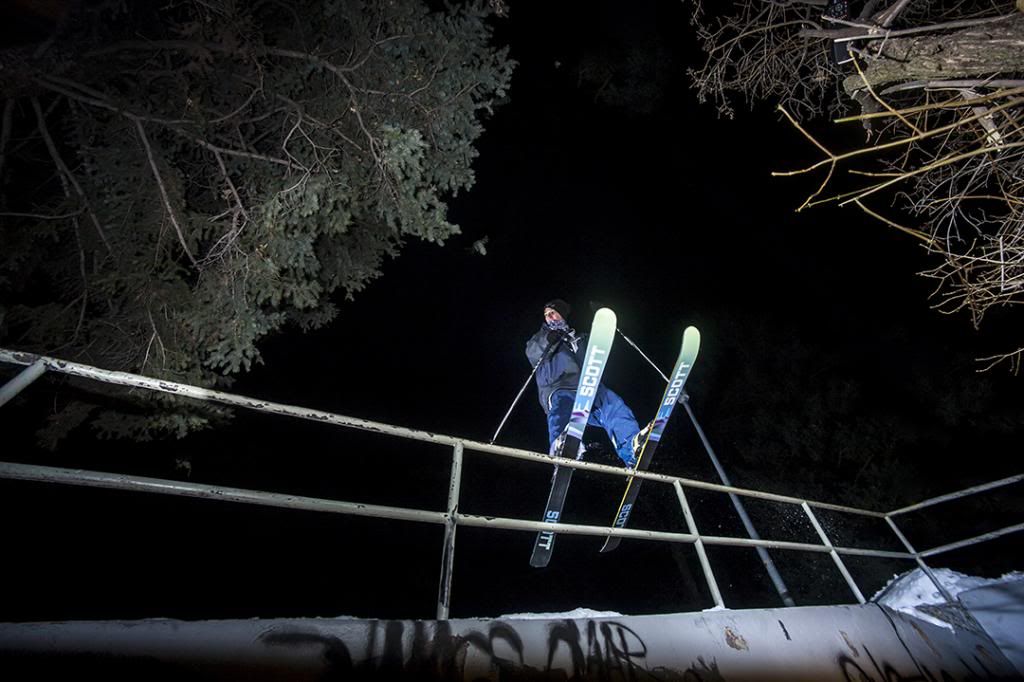 IMAGE: http://i826.photobucket.com/albums/zz190/TijmenDal/Andreas.jpg